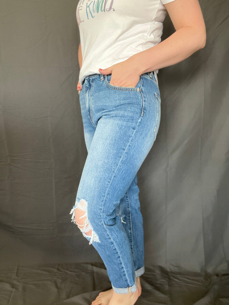 KanCan Mom Fit Jeans