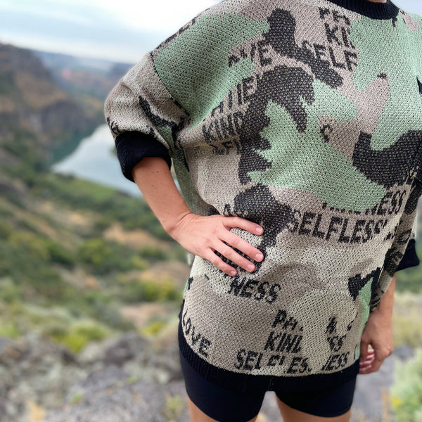 Camo Sweater Mod Plum