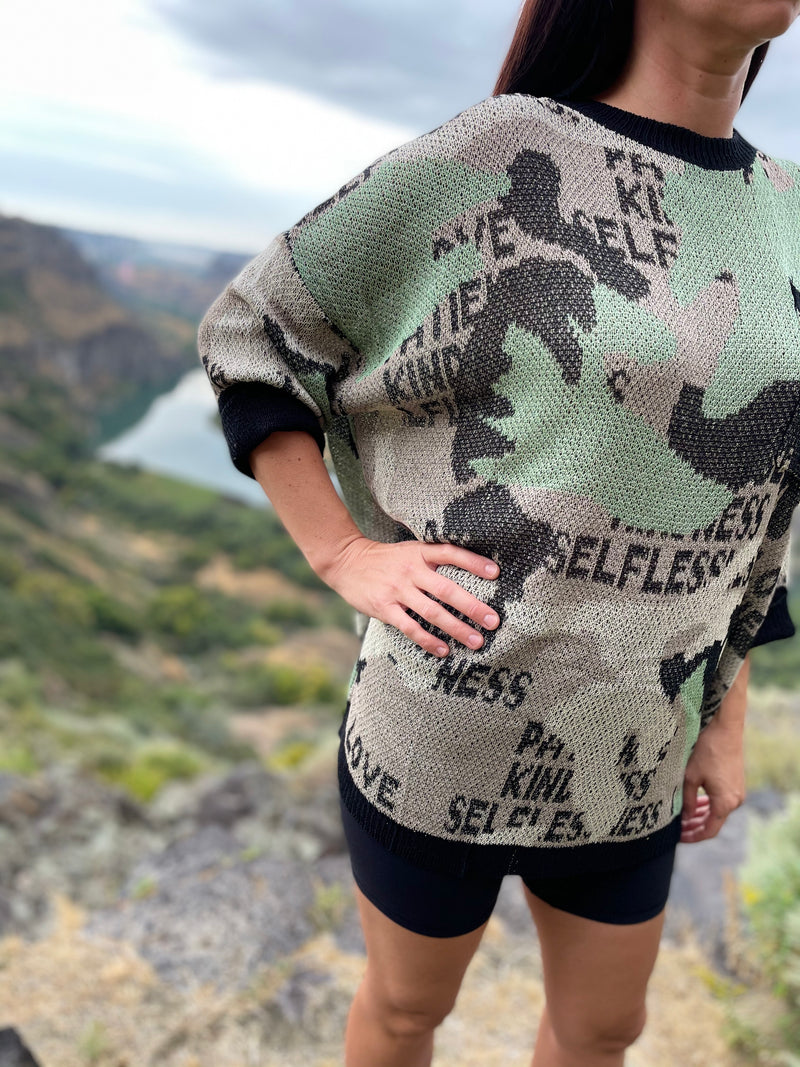 Camo Sweater Mod Plum